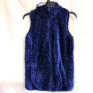 EMELY STACY WOMEN'S FUZZY NAVY BLUE VEST NWT SIZE MEDIUM